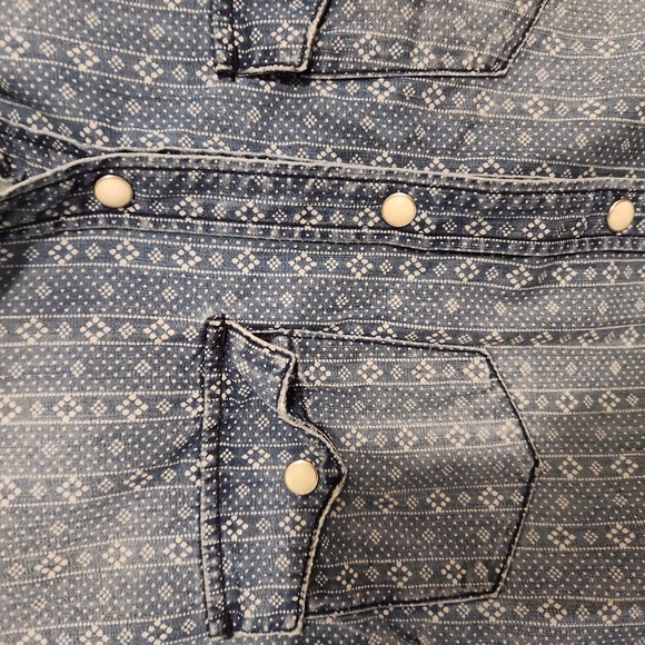 True Religion Small Sleeveless Blue Pattern Collared Shirt - Picture 3 of 4